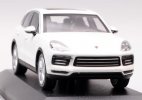 White / Black 1:43 Minichamps Diecast Porsche Cayenne Model