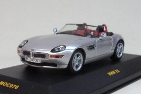 Silver 1:43 Scale IXO Diecast BMW Z8 Model