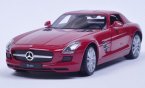 Welly Red / White / Black 1:24 Scale Diecast BENZ SLS AMG Model