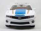 White 1:18 Scale Police Maisto Diecast Chevrolet Camaro SS