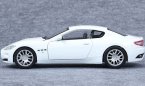 White / Black 1:24 MotorMax Diecast Maserati Gran Turismo