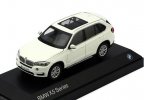 White / Black 1:43 Scale Diecast 2014 BMW X5 Model