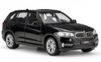 Red/ White / Black 1:24 Scale Welly Diecast BMW X5 Model