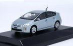 Silver / White 1:43 Scale Diecast Toyota Prius Model