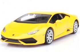 Yellow / Green 1:24 Maisto Diecast Lamborghini Huracan Model