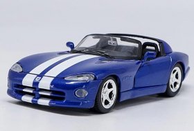 1:24 Scale Maisto Blue Diecast 1995 Dodge Viper Model