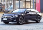 1:18 Scale Deep Blue / Golden Diecast 2021 VW Phideon Model