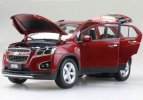 White / Wine Red 1:18 Scale Diecast Chevrolet TRAX SUV Model