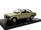 Golden 1:24 Scale WhiteBox Diecast 1981 BMW 318i Model