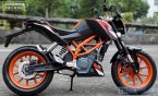 Orange-Black 1:12 Scale Diecast KTM DUKE 200 Motorcycle