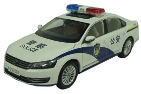 White 1:18 Scale Police Diecast VW New Passat Model