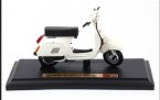 1: 18 Scale Cream Kids Maisto PK 125 Automatica 1984 Motor Toy