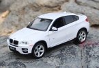 White / Red 1:24 Scale RASTAR Diecast BMW X6 Model