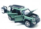 White /Black /Green 1:24 Scale Diecast Land Rover Defender Toy