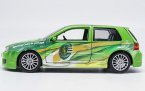 Maisto 1:24 Scale Green Diecast VW Golf R32 Model