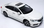 White 1:18 Scale Diecast Honda Spirior Sport Hybrid Model