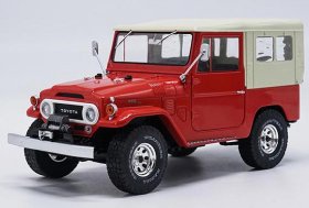 Red 1:18 Triple9 Diecast 1977 Toyota Land Cruiser FJ40 Model