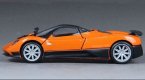 Orange 1:24 scale MotorMax Diecast Pagani Zonda F Model