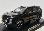 Black /White 1:18 Scale Diecast 2023 Mitsubishi Outlander Model