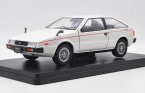 1:24 Scale White Diecast 1981 Isuzu Piazza Car Model