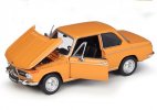 1:24 Scale Welly White / Orange Diecast BMW 2002Ti Car Model