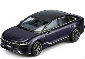 Purple 1:43 Scale Bburago Diecast 2023 Voyah Passion Model