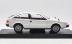 1:24 Scale White Diecast 1981 Isuzu Piazza Car Model