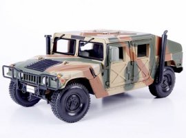 Army Green 1:18 Scale Maisto Diecast Hummer H1 Model