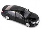 Silver / Black / White 1:18 Scale Diecast Honda ACCORD Model