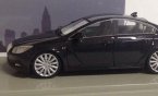 White / Black / Golden 1:43 Scale Diecast Buick 2011 LaCrosse