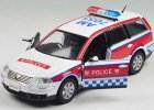 1:24 Scale Welly White-Red VW Passat Hong Kong Police Car Model