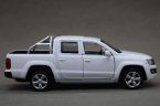 Red / White Kids 1:46 Scale Diecast VW Amarok Pickup Truck Toy