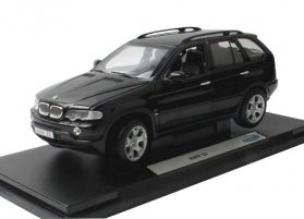 Silver / Black 1:18 Scale Welly Diecast BMW X5 SUV Model