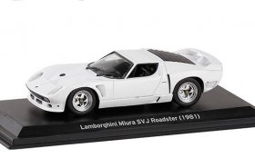 White 1:43 Diecast 1981 Lamborghini Miura SVJ Roadster Model