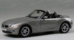 Blue / Gray 1:24 Scale Welly Diecast BMW Z4 Model