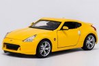 1:24 Scale Silver /Red / Yellow Maisto Diecast Nissan 370Z Model