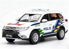 White 1:43 Scale Police Diecast Mitsubishi Outlander SUV Model