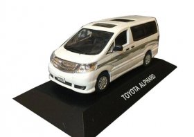 White 1:43 Scale J-collection Diecast Toyota Alphard Model