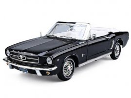 Red / Black 1:18 MotorMax Diecast 1964 1/2 Ford Mustang Model