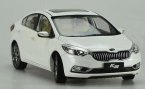 White / Silver 1:18 Scale Diecast Kia K3 Model