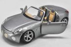 1:24 Scale Maisto Silver Diecast 2006 Pontiac Solstice Model