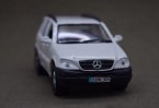 White 1:41 Scale Kids MaiSto Diecast Mercedes Benz ML320 Toy