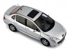 Silver 1:18 Scale Diecast Peugeot 307 Model