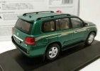 1:43 White / Black / Green 2010 Toyota Land Cruiser 200 VXR V8