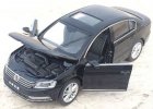 Black Kids 1:32 Scale Diecast VW New Magotan Toy