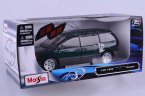 Deep Green / Red 1:26 Maisto Diecast 1996 Chrysler Voyager Model