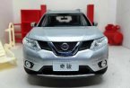 Silver /Golden 1:18 Scale Diecast 2014 Nissan X-Trail SUV Model