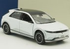White /Gray /Silver 1:38 Scale Diecast 2022 Hyundai Ioniq 5 Toy