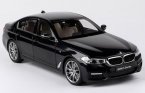 1:18 Scale Kyosho Black / White Diecast BMW 5 Series Model