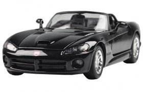 Welly 1:24 Scale Red / Black Diecast 2003 Dodge Viper Model